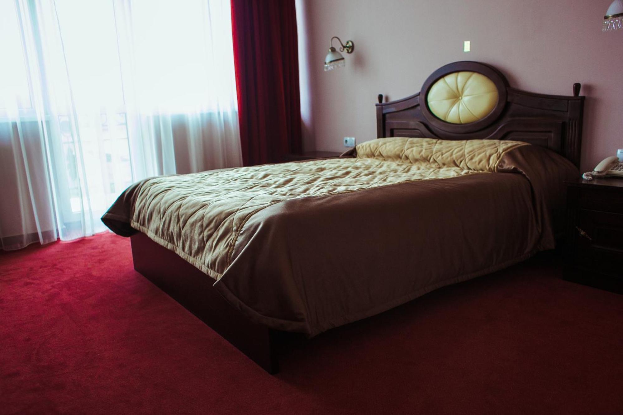 Warszawa Hotel Malekhuv ภายนอก รูปภาพ